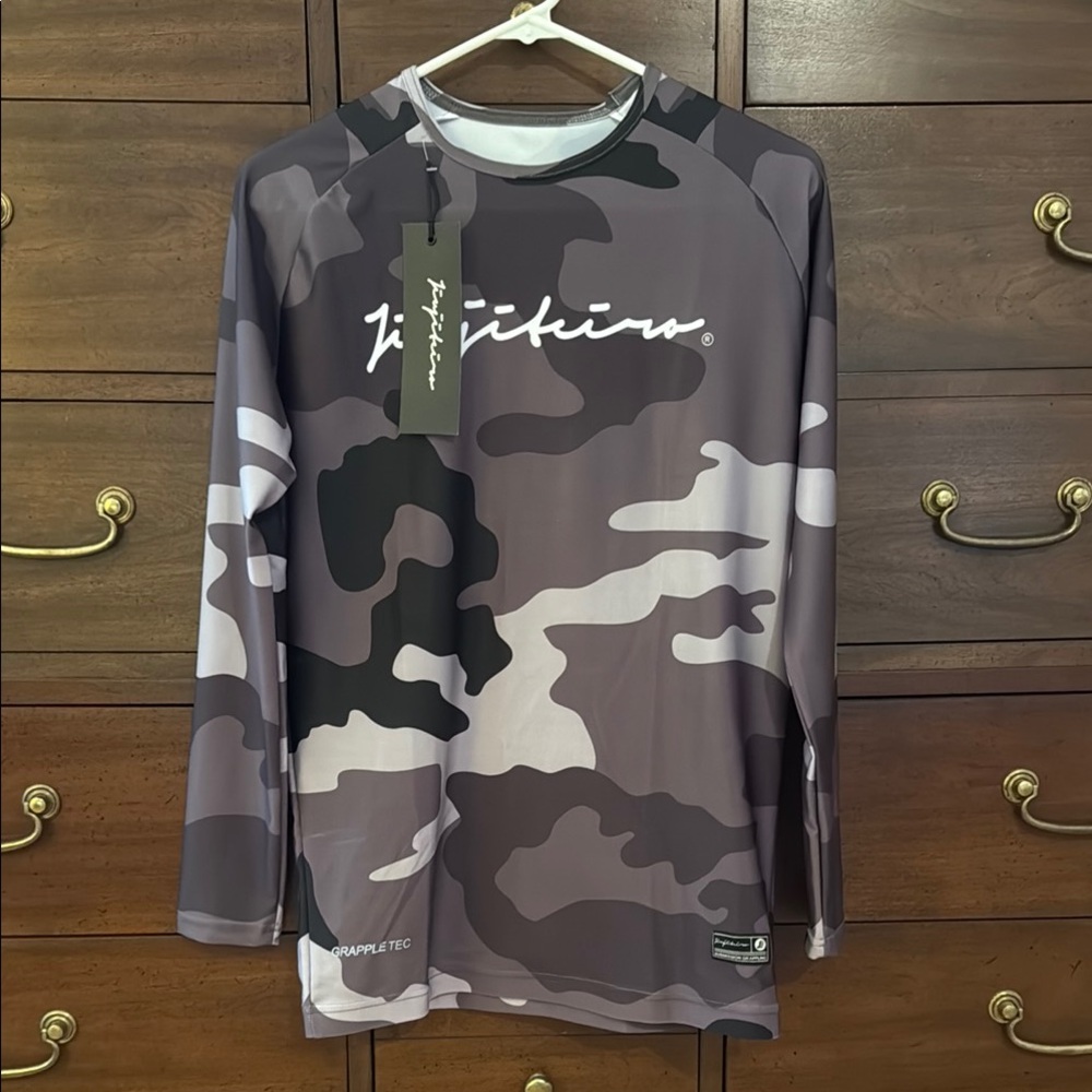 NWT Men’s Jiujiteiro Core Rashguard Camo Rash Guard Camouflage Black Gray Large